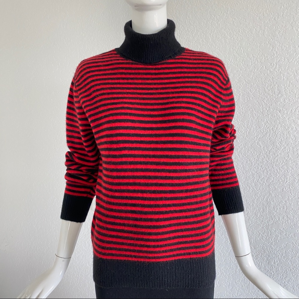 neiman marcus red black turtleneck cashmere sweater